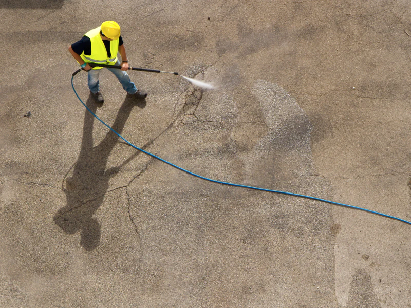 commercial concrete pressure washing lakeland fl